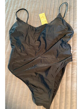 Cupshe x jojo fletcher Jackie Scoop Back Embellished One-Piece Swimsuit